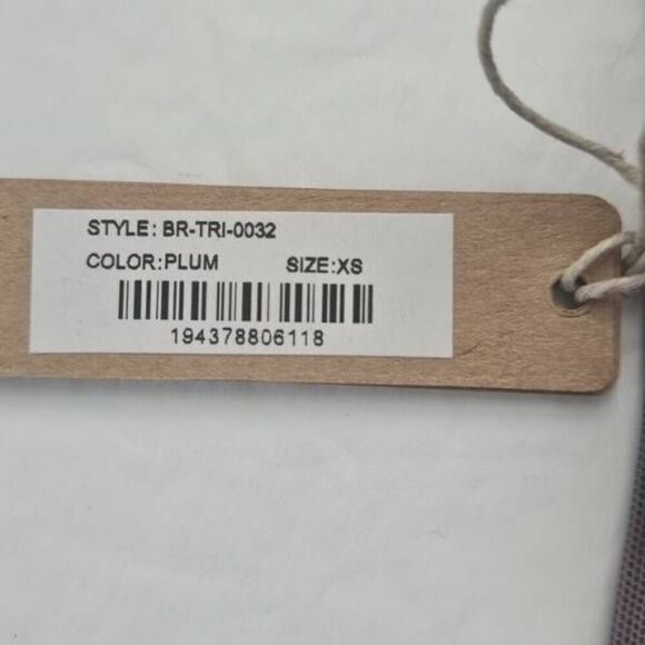 SKIMS TRIANGLE BRA NWT - Picture 9 of 9